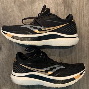 Saucony Men’s size 9